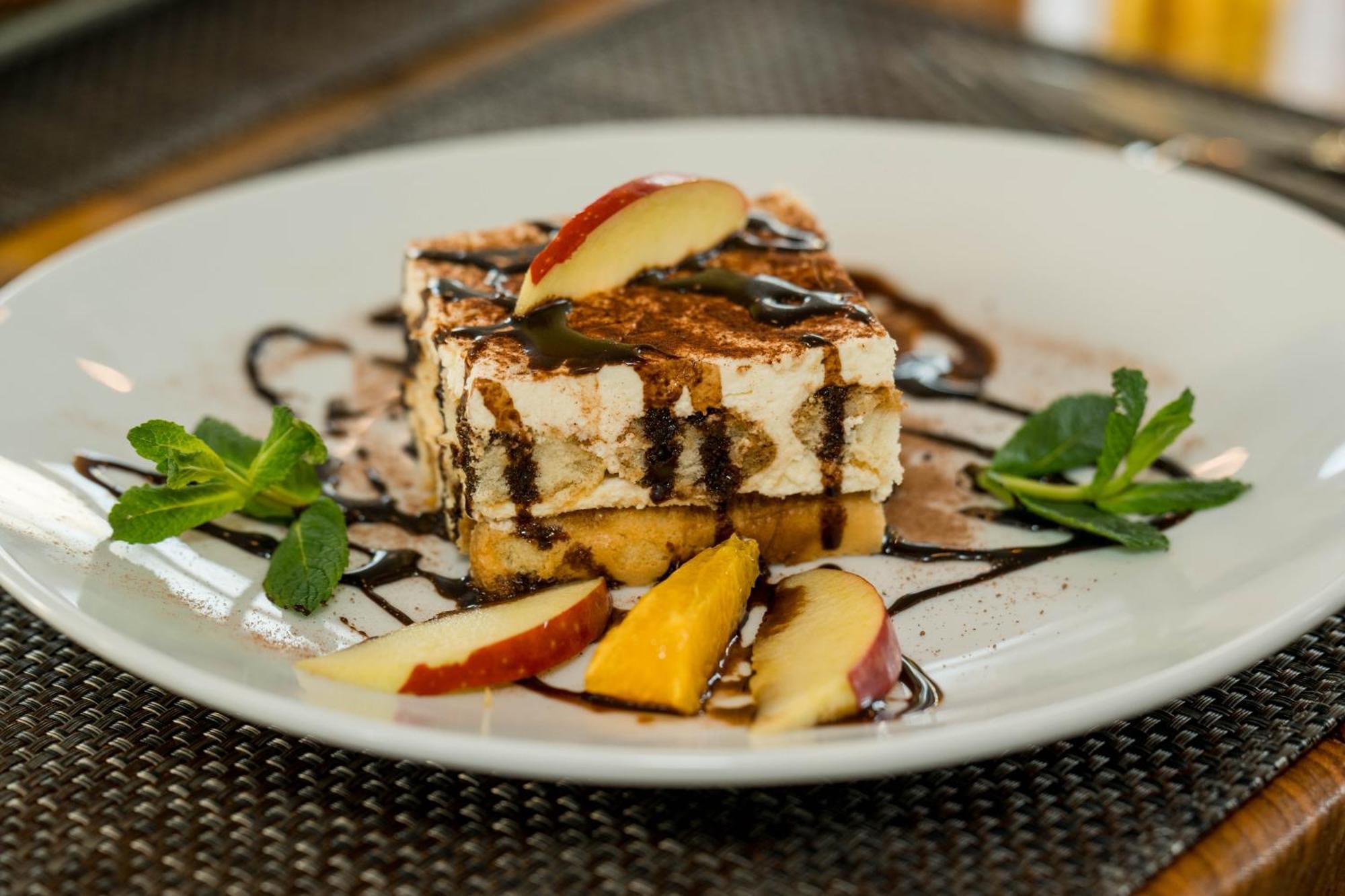 Roca Restaurant Und Hotel Bommersheim 외부 사진