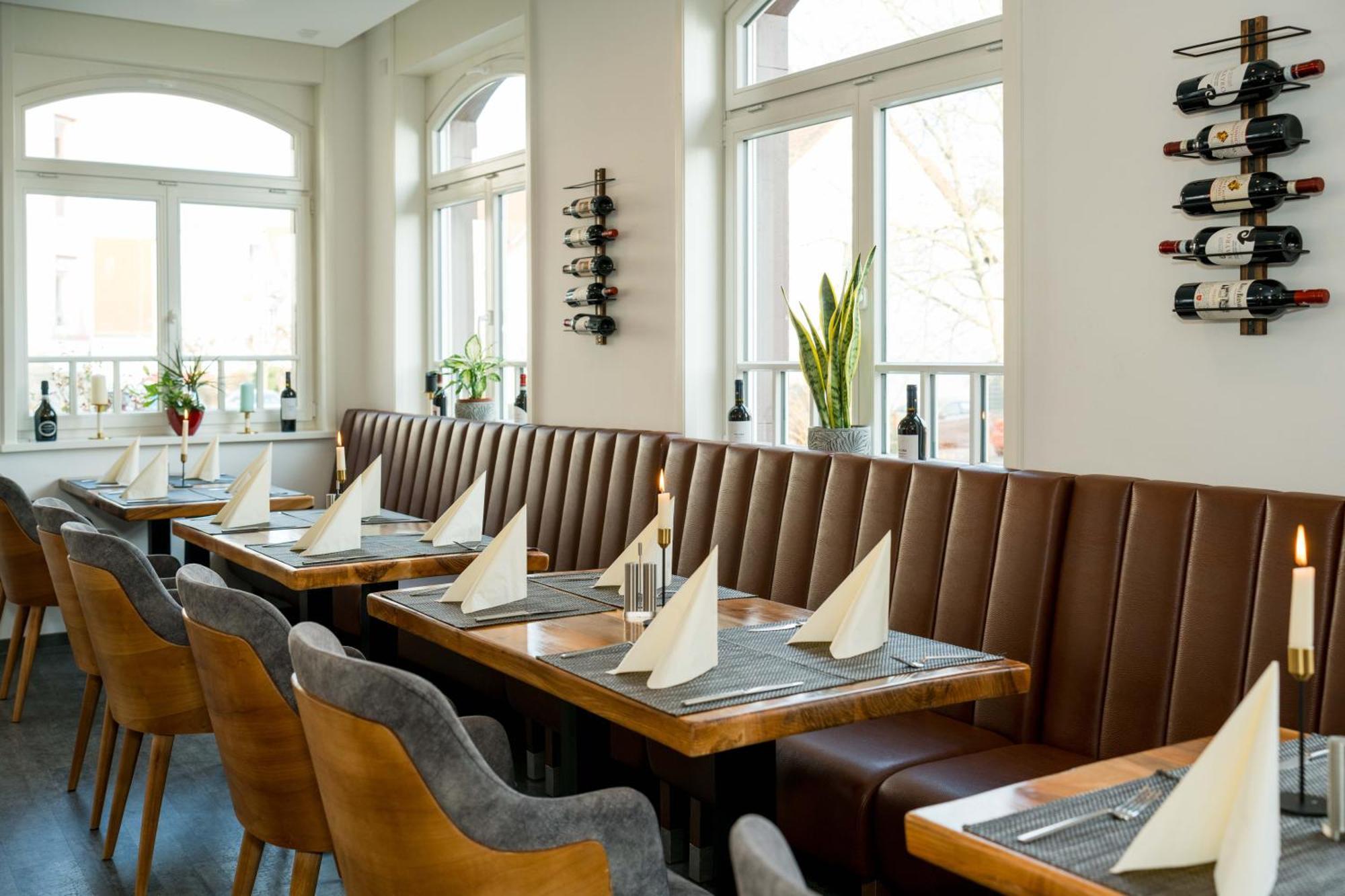 Roca Restaurant Und Hotel Bommersheim 외부 사진