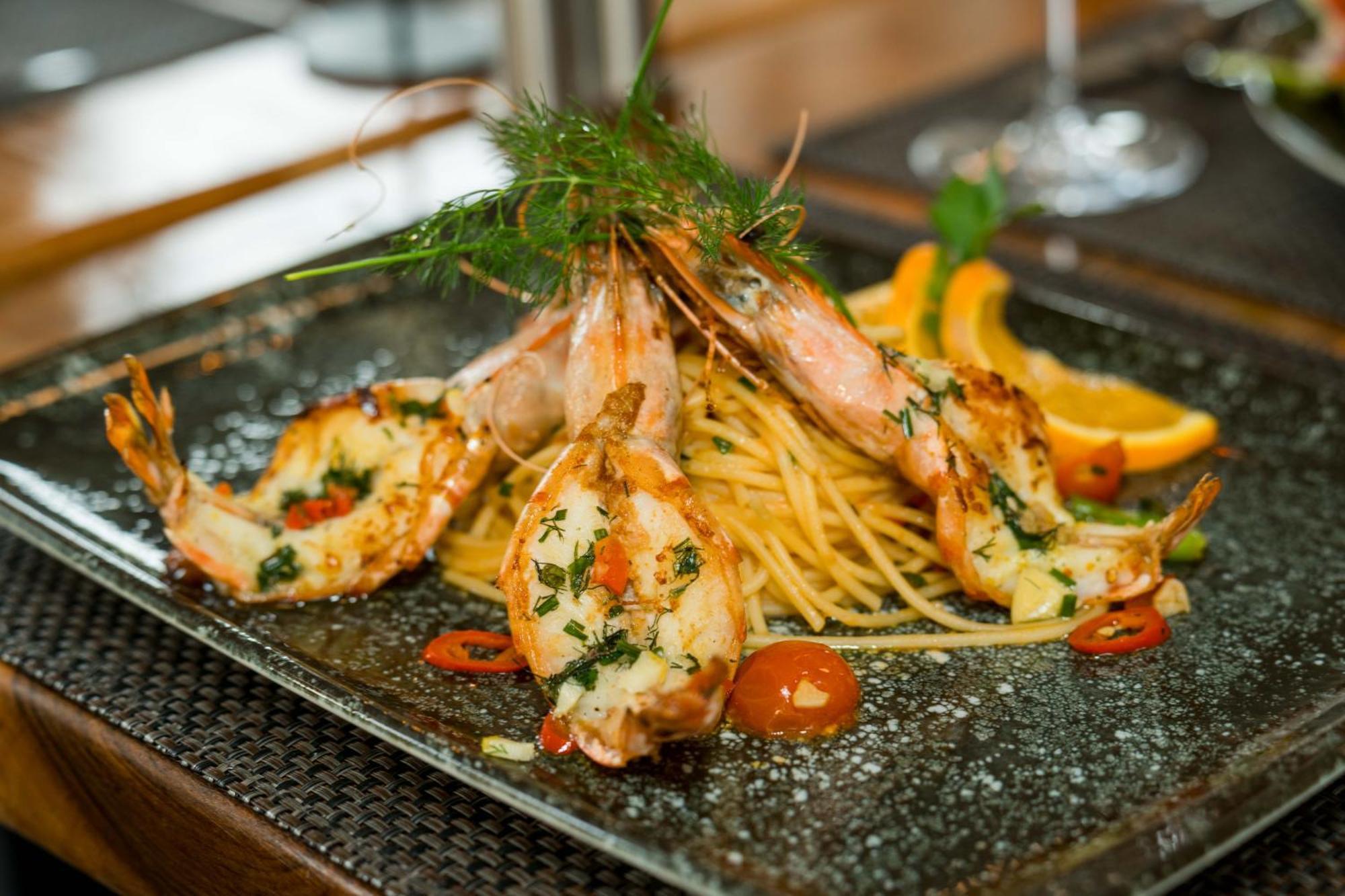 Roca Restaurant Und Hotel Bommersheim 외부 사진