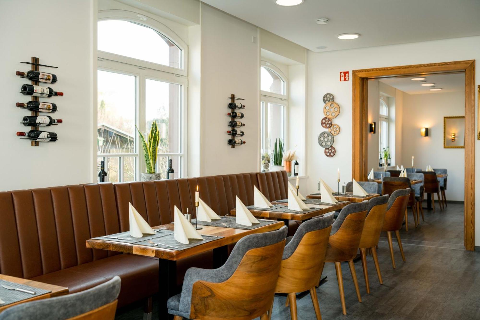 Roca Restaurant Und Hotel Bommersheim 외부 사진