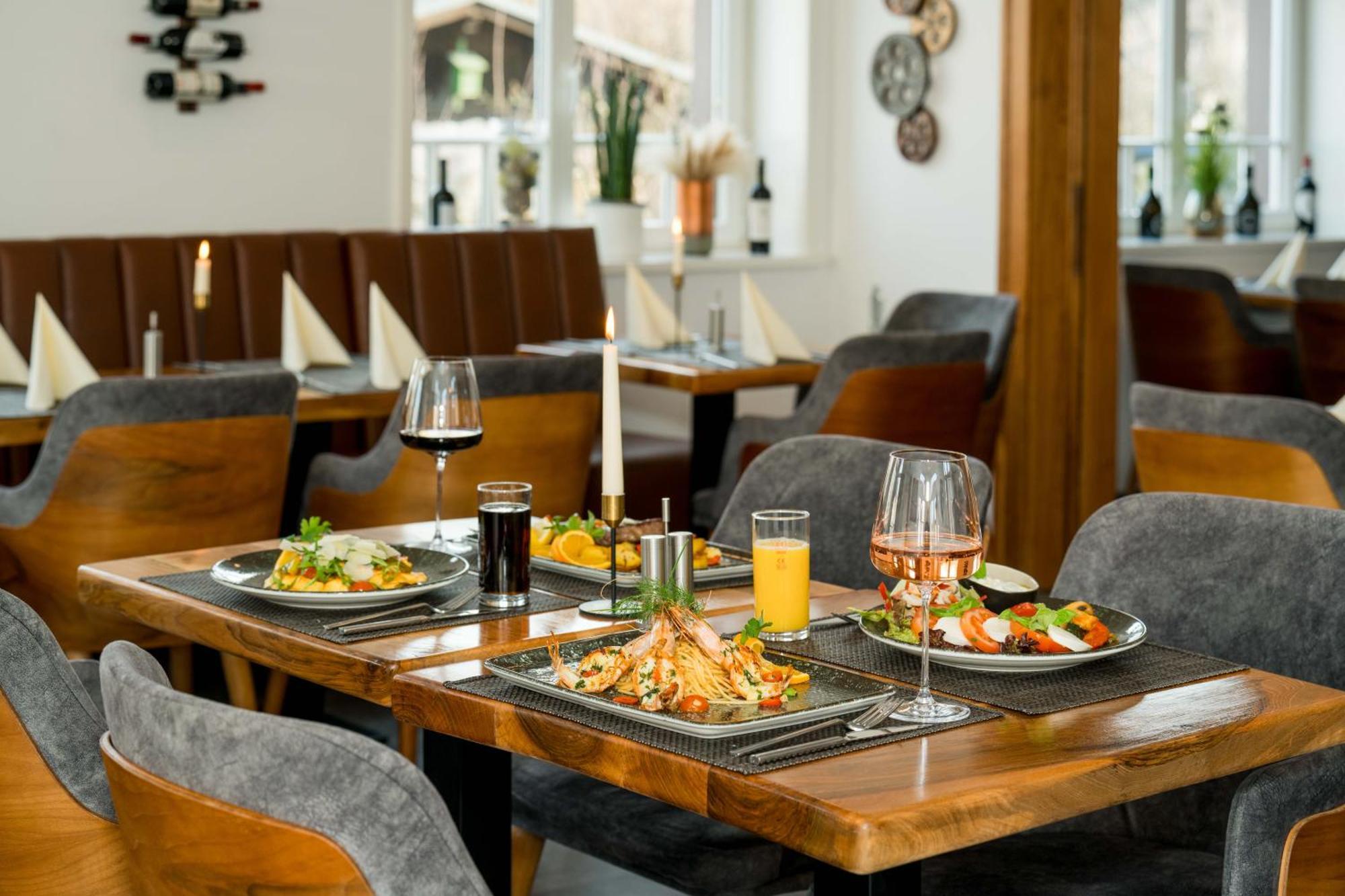 Roca Restaurant Und Hotel Bommersheim 외부 사진